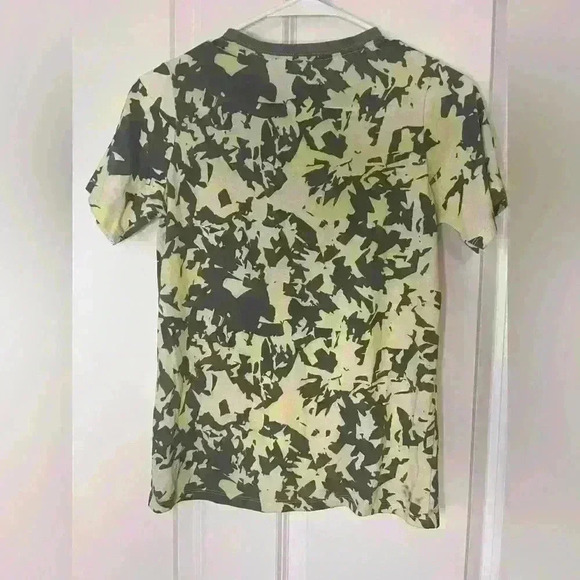 Nike Boys T-shirt - Picture 2 of 9